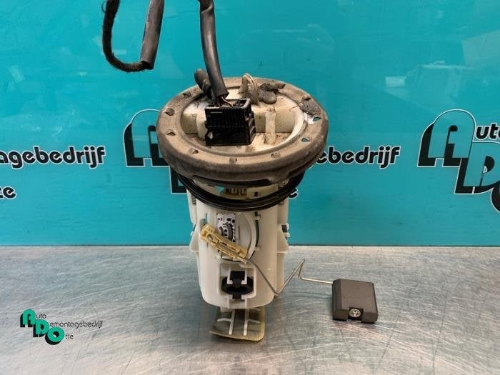 Pompe carburant électrique d'un BMW 3-Serie (3-Serie 98-), -, 3 mois de garantie, Utilisé, -