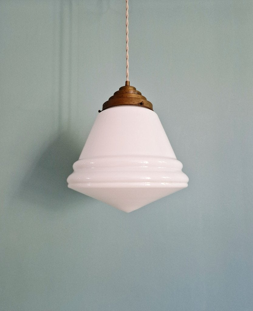 Suspension Art Déco en opaline blanche conique, 1920-30, Enlèvement ou Envoi