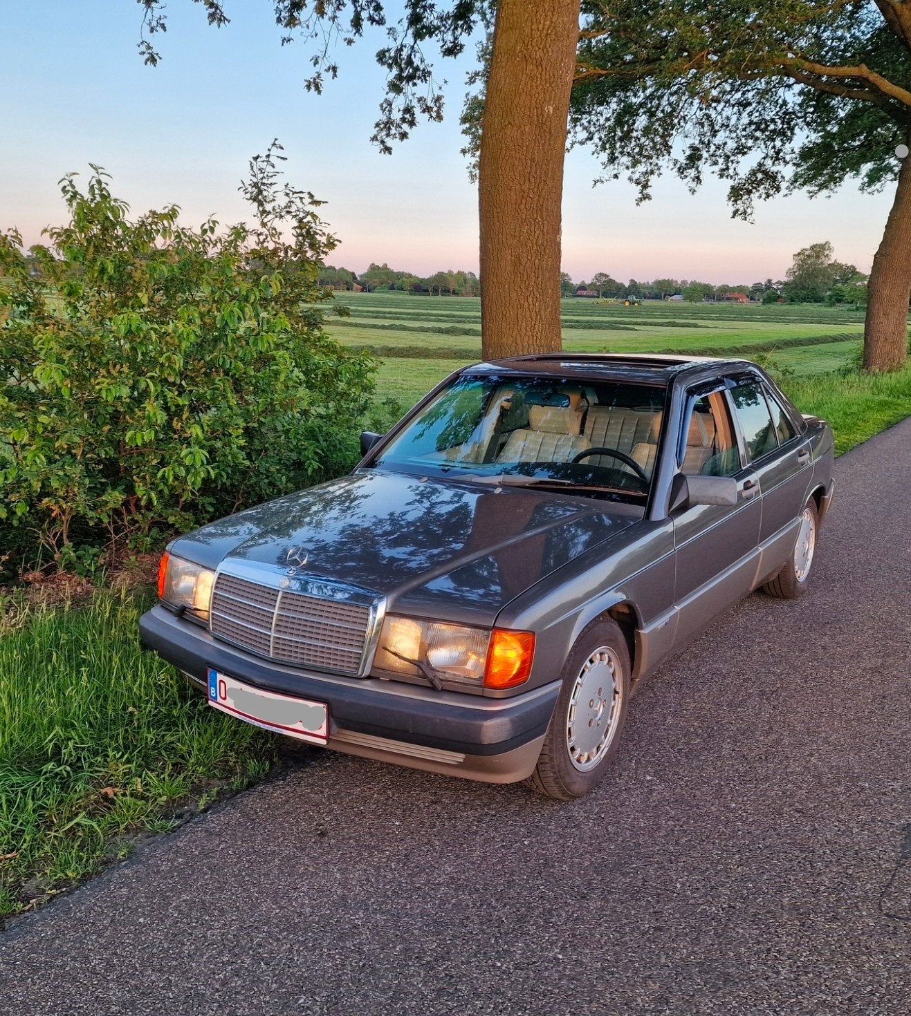 Mercedes 190d 2.5 oldtimers bouwjaar 1989, Autos, Particulier, Achat