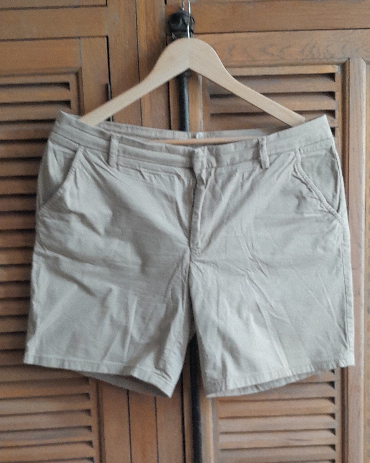 Prachtige korte broek 40...L.O.G.G., Kleding | Dames, Broeken en Pantalons, Kort, Beige, Maat 42/44 (L), Ophalen of Verzenden