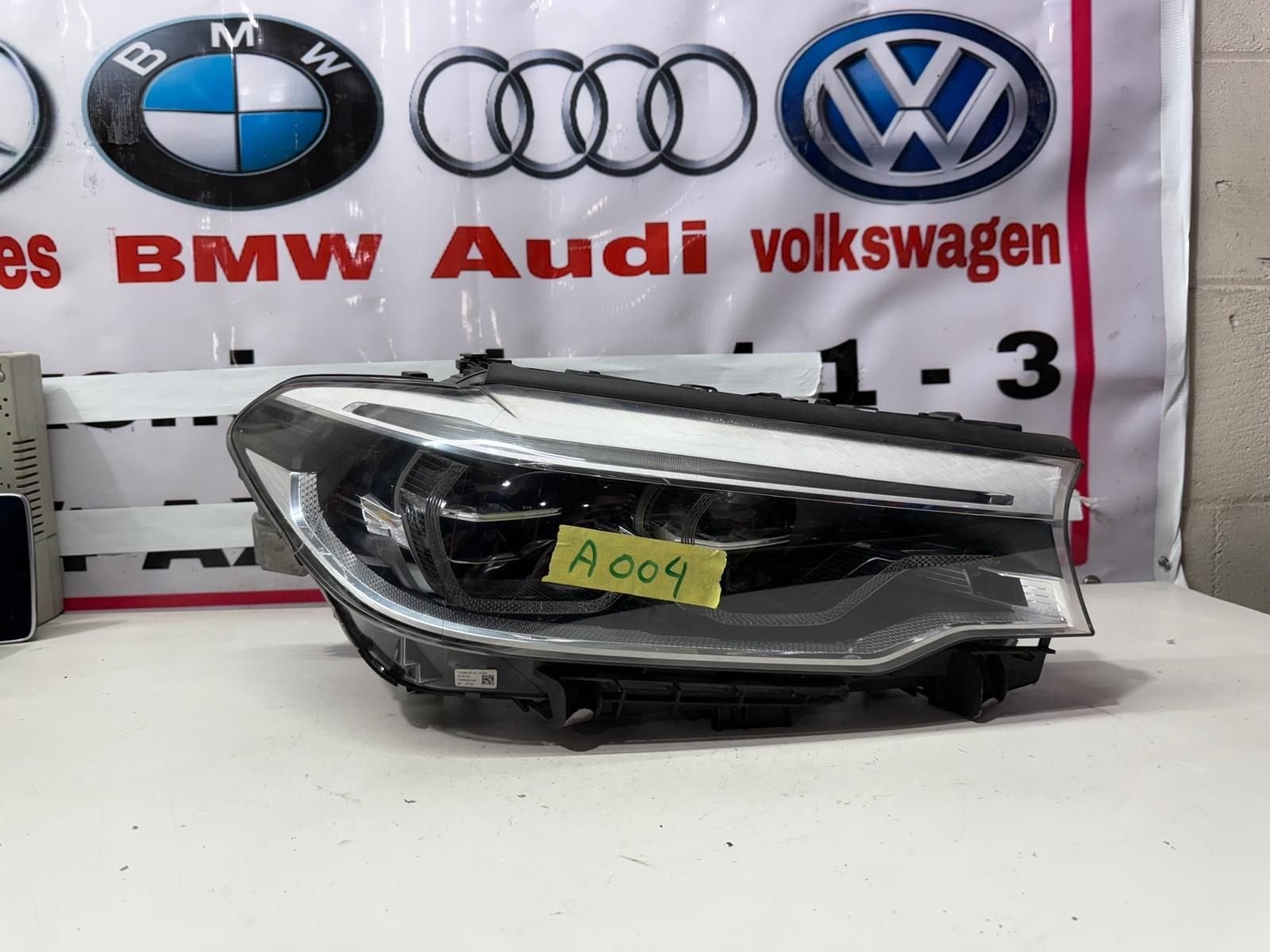 BMW 5 G30 G31 Koplamp ELD385P, Gebruikt, -, -, Ophalen of Verzenden