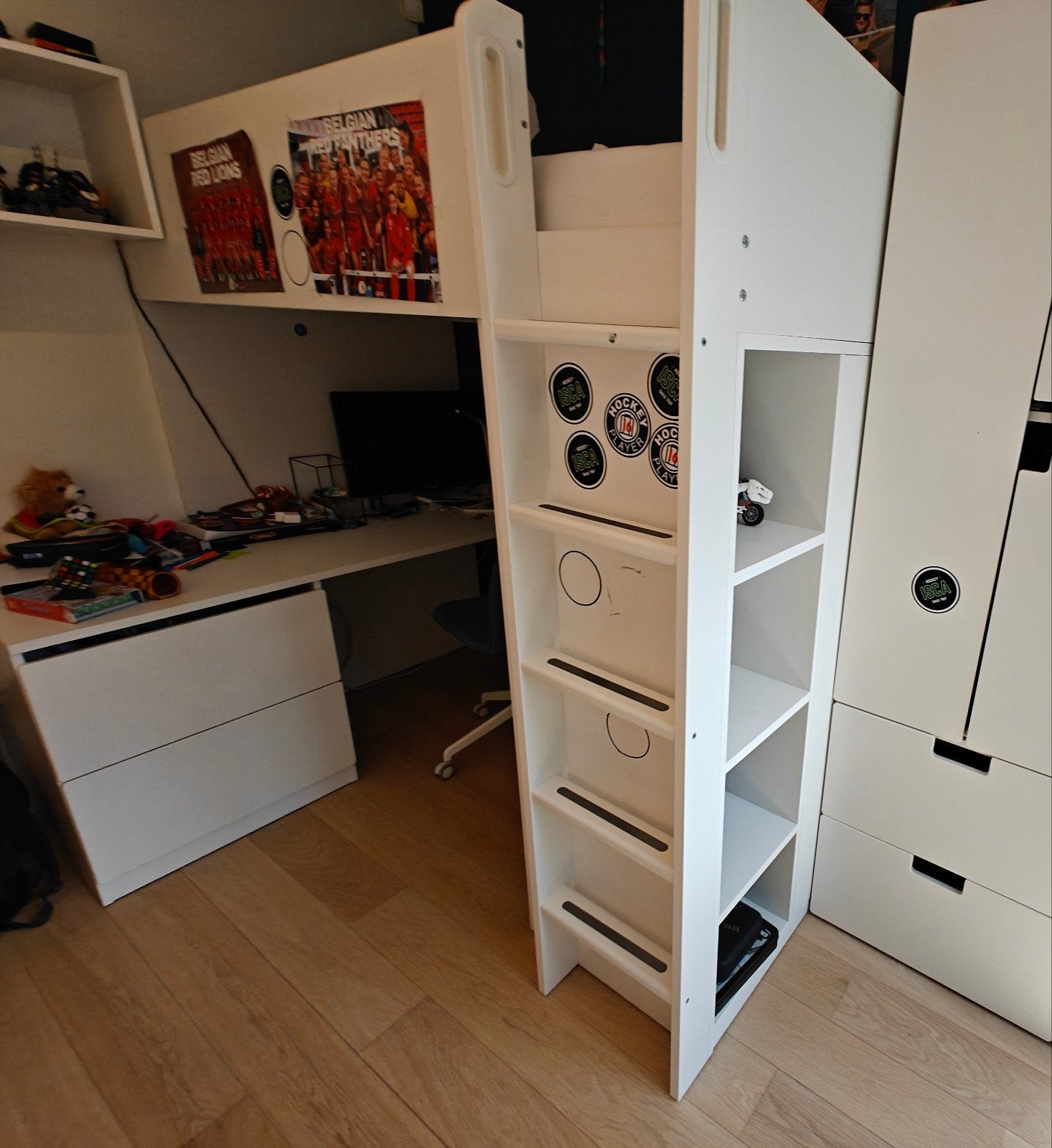 Hoogslaper met bureau wit - Ikea Smastad, Ophalen, Hoogslaper