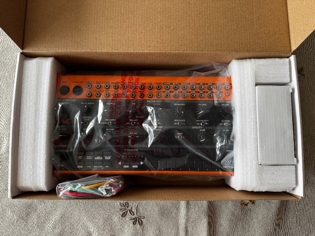 Behringer Crave, Muziek en Instrumenten, Ophalen of Verzenden