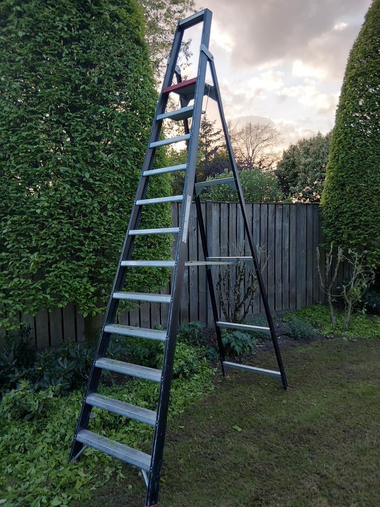 Altrex trap, 2 à 4 mètres, Pliable ou rétractable/escamotable, Escalier, Enlèvement