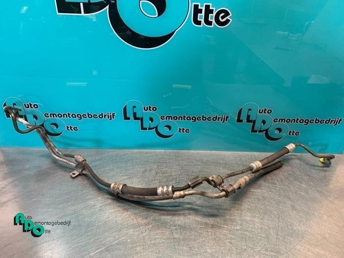 Conduit direction assistée d'un Peugeot 308 (308 08-), -, 3 mois de garantie, Utilisé, -