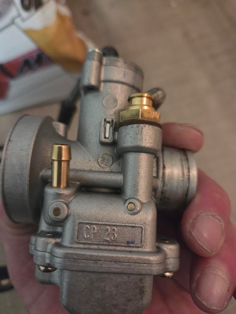 Carburateur polini ´´nieuw, Ophalen