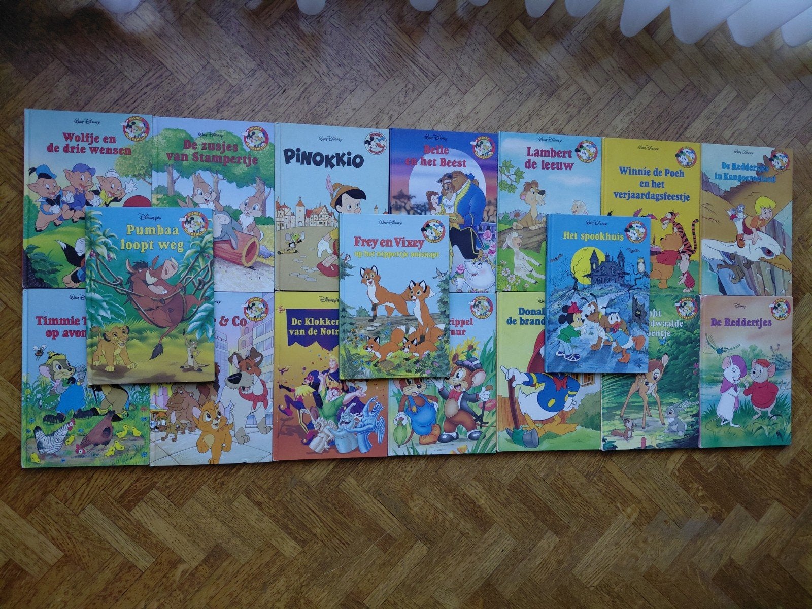Verschillende delen Disney Boekenclub, Ophalen of Verzenden, Gelezen