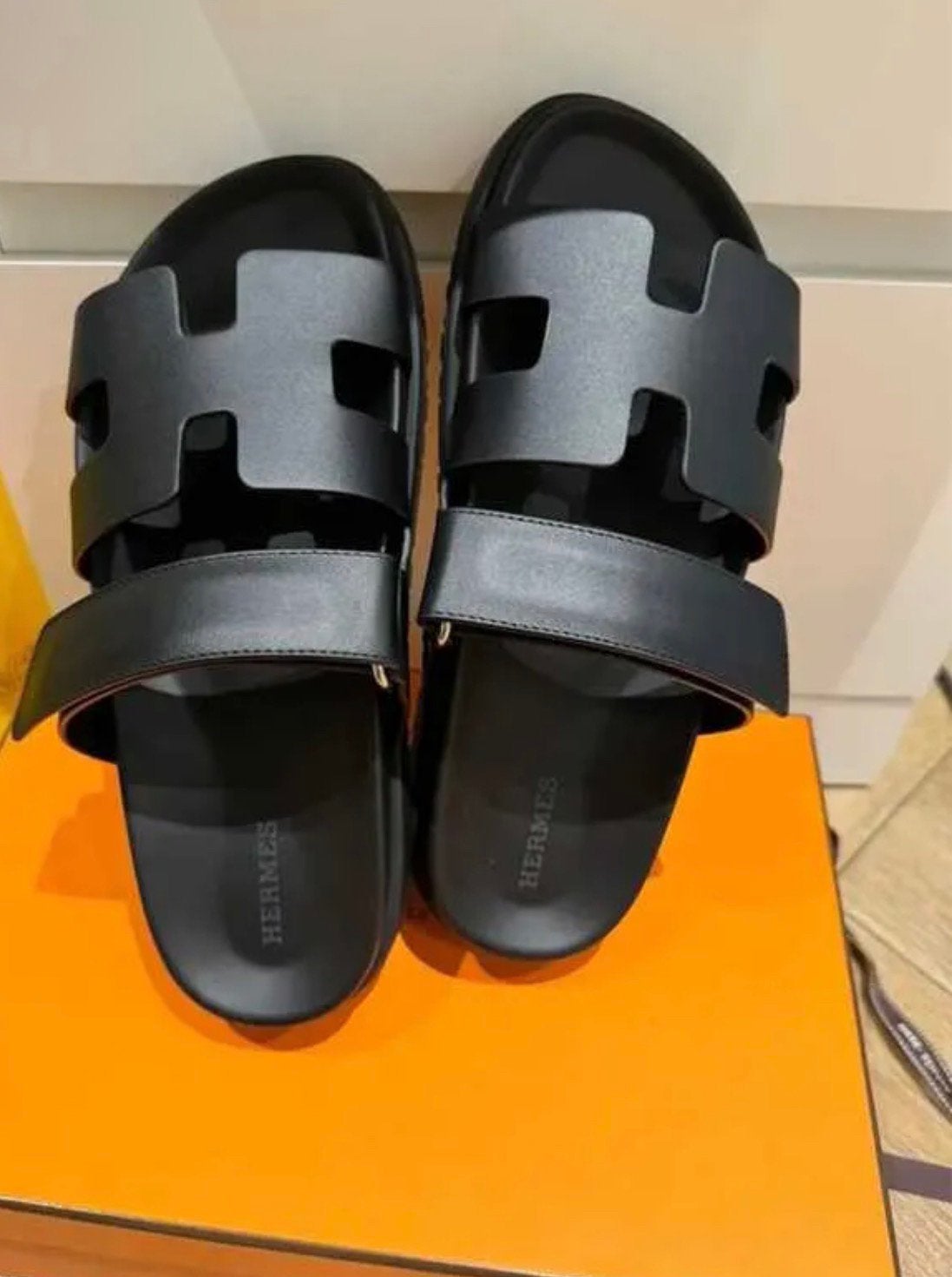 Hermes Chypre sandalen nieuw!, Vêtements | Hommes, Chaussures, Enlèvement ou Envoi, Neuf, Noir, Sandales