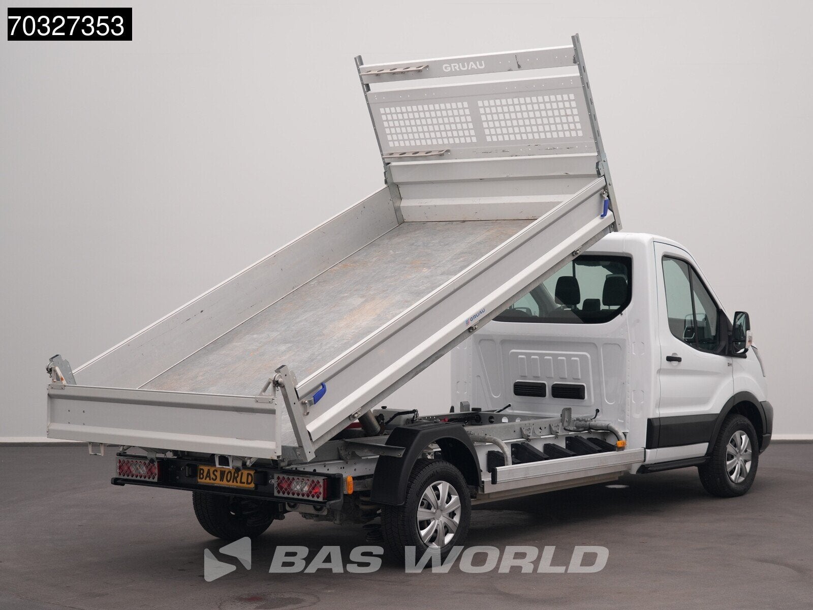 Ford e-Transit 184pk Elektrisch 68kWh 310km WLTP Kipper Airc, Autos, 2965 kg, Achat, 135 kW, Entreprise