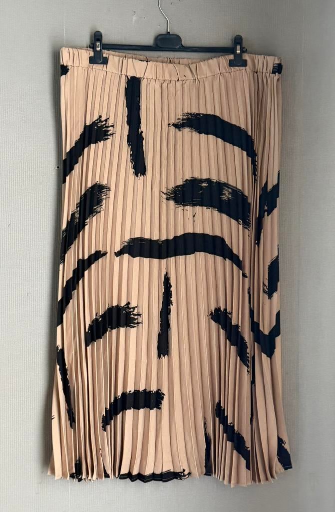 Nouvelle belle jupe plissée pour femme (50), Enlèvement, Neuf, Jupe