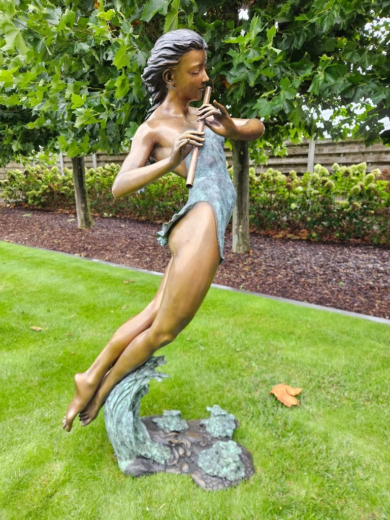 BRONZEN PRACHTIGE DAME TOPBRONS EN TOPPRIJS WEG IS WEG!!!, Ophalen of Verzenden, Nieuw, Overige materialen, Mensenbeeld