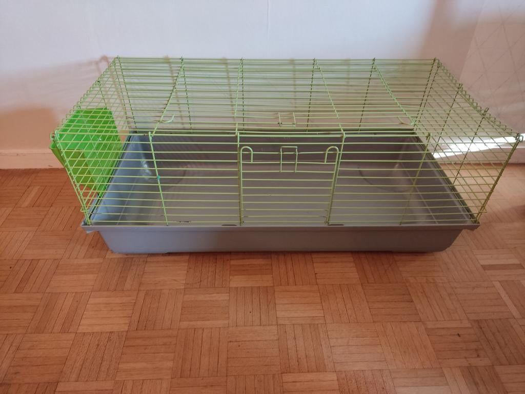 Konijnen kooi groot en proper!, Enlèvement, Cage