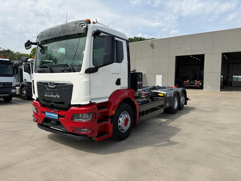 MAN 26.433 TGS - MOTOR PTO - STUUR & LIFTAS (bj 2022), Auto's, Vrachtwagens, Bedrijf, Achteruitrijcamera, Airconditioning, Bluetooth