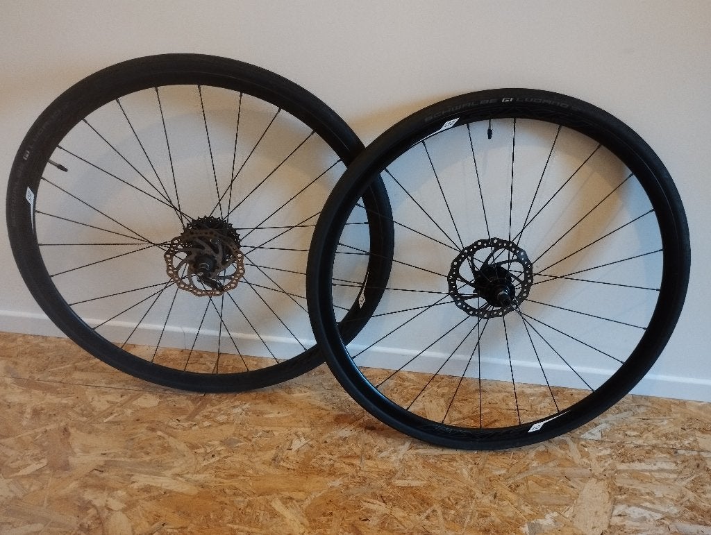 Specialized AXIS 2.0 wielset, Fietsen en Brommers, Fietsonderdelen, Zo goed als nieuw, Wiel, Aluminium, Racefiets, Ophalen