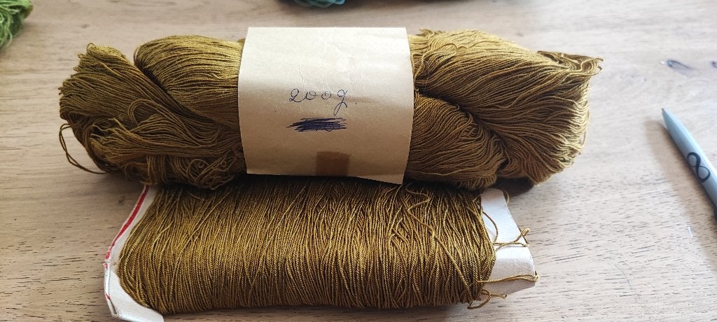 Breikatoen goudbruin 200 gram + restje, Hobby en Vrije tijd, Ophalen of Verzenden, Gebruikt