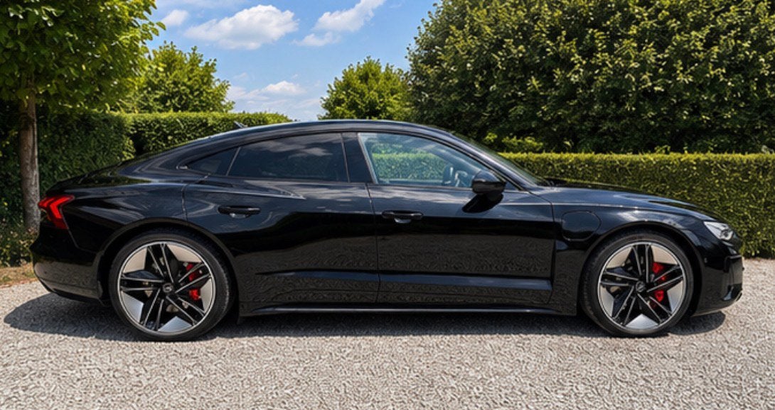 Audi etron gr rs, Autos, Audi, Particulier, e-tron GT, Caméra de recul, Électrique, Alcantara, Quatre roues motrices / 4X4, Enlèvement