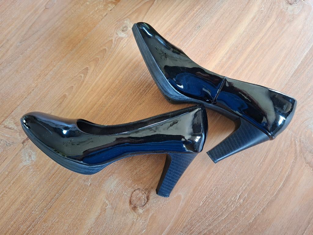 Schoenen - zwart lak, Ophalen, Pumps, Zwart, Zo goed als nieuw
