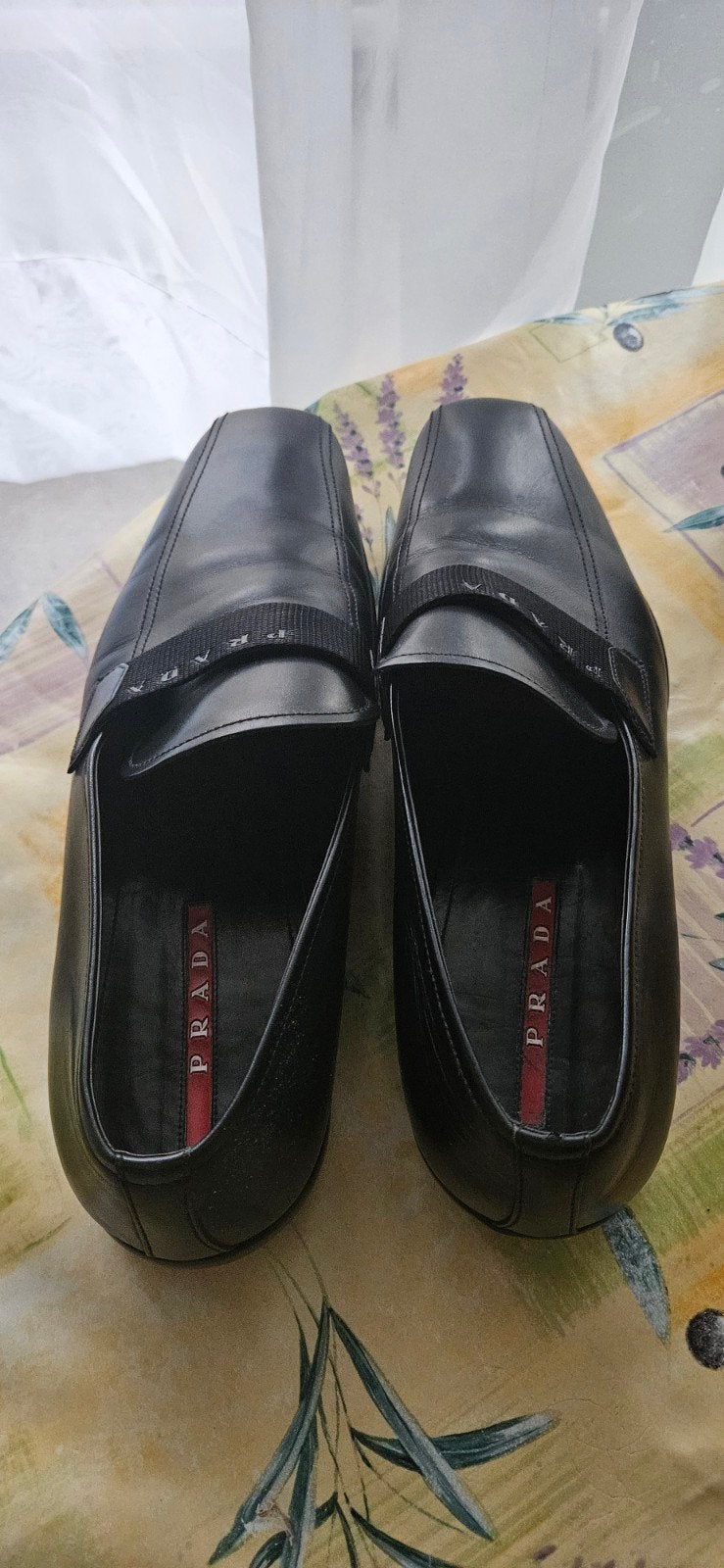 Chaussure prada taille 43 original