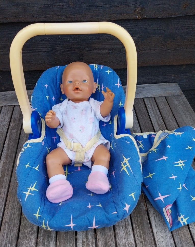 Baby Born pop in gratis draagmand, Ophalen of Verzenden, Gebruikt, Babypop