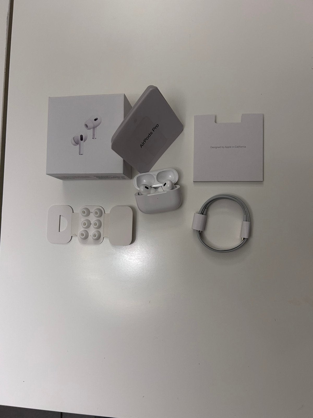 Airpods gen 2, Ophalen of Verzenden, Zo goed als nieuw