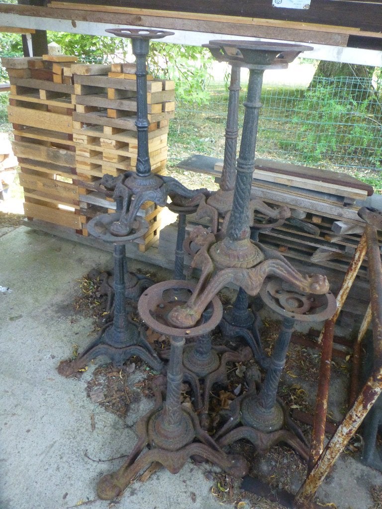 pied de table fonte, Enlèvement