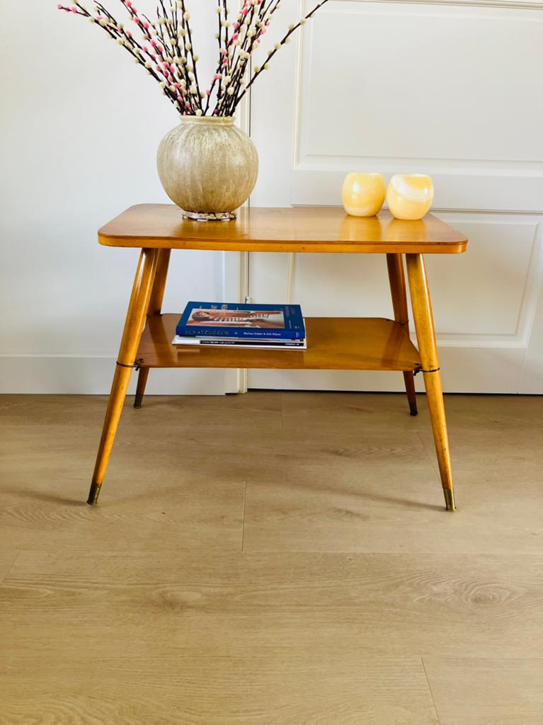 Vintage bijzettafel van teak, Huis en Inrichting, Tafels | Bijzettafels, 55 tot 75 cm, Zo goed als nieuw, Vintsge, Rechthoekig