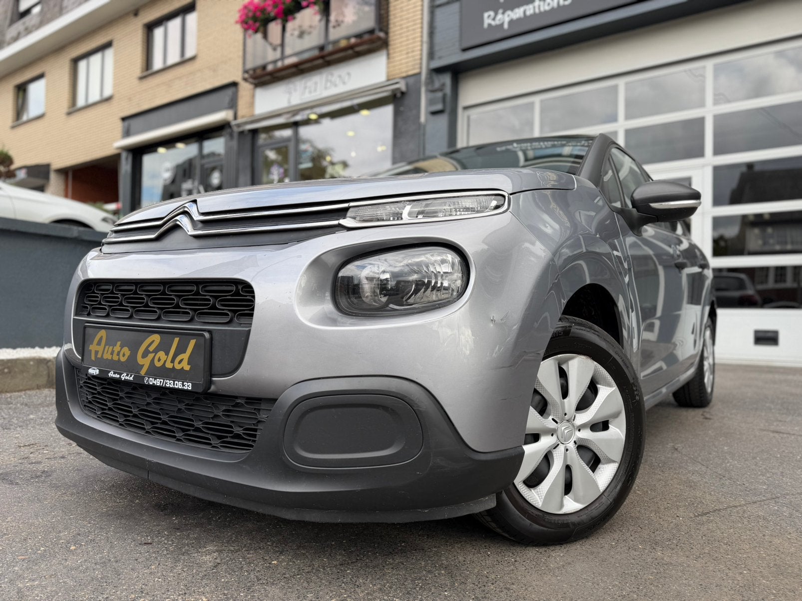 CITROEN C3 1.2 ESSENCE CLIM BLUETOOTH FAIBLE KM !, Autos, Argent ou Gris, Achat, Euro 6, Entreprise
