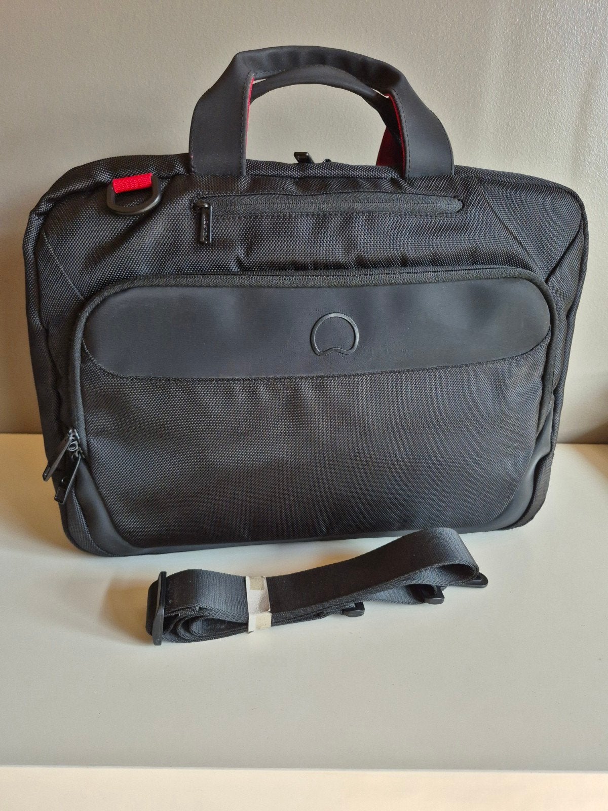 Sac / sacoche pour ordinateur portable Delsey Paris neuve, Enlèvement ou Envoi, Poignée