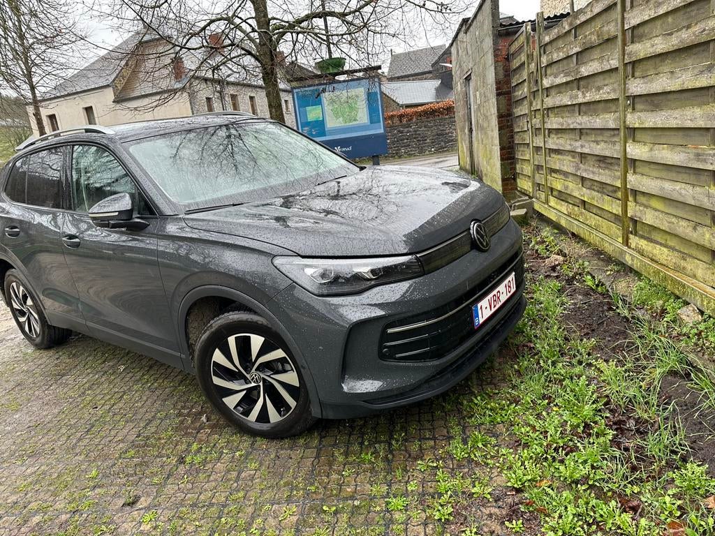 Tyguan 2024 grand écran attache de remorque