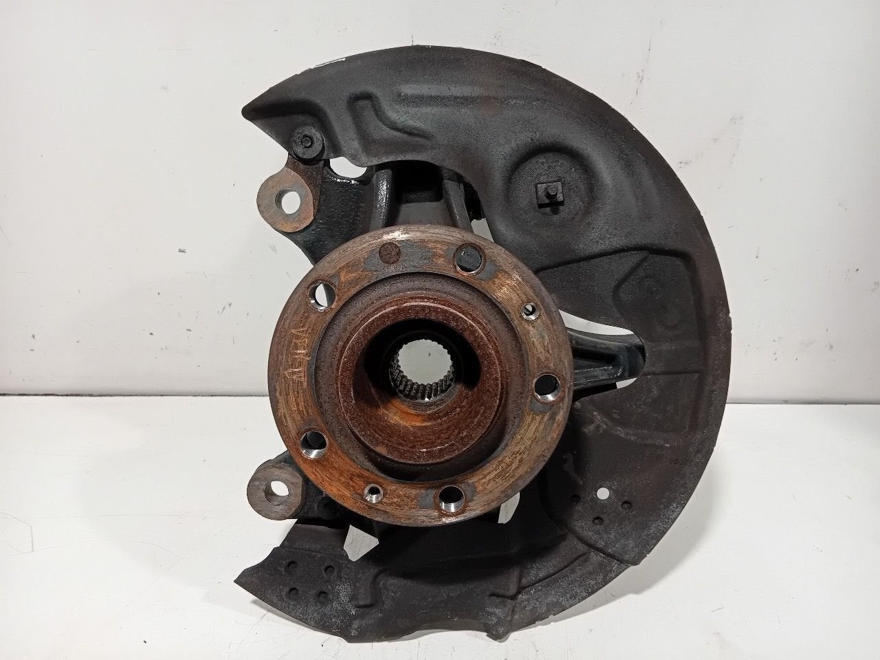 Wielnaaf links voor Opel Grandland, Onderdelen@venauto.nl, Van der Ven Autorecycling B.V., Gebruikt, Ettenseweg 76, 4706 PB Roosendaal, The Netherlands