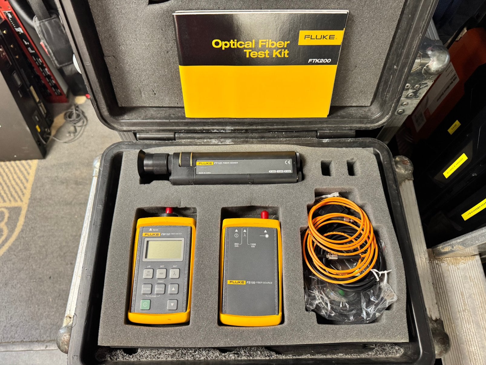 FLUKE Test Kit Optical Fibre - Kit Test Fibre Optique FLUKE, Ophalen of Verzenden, Gebruikt, Laser