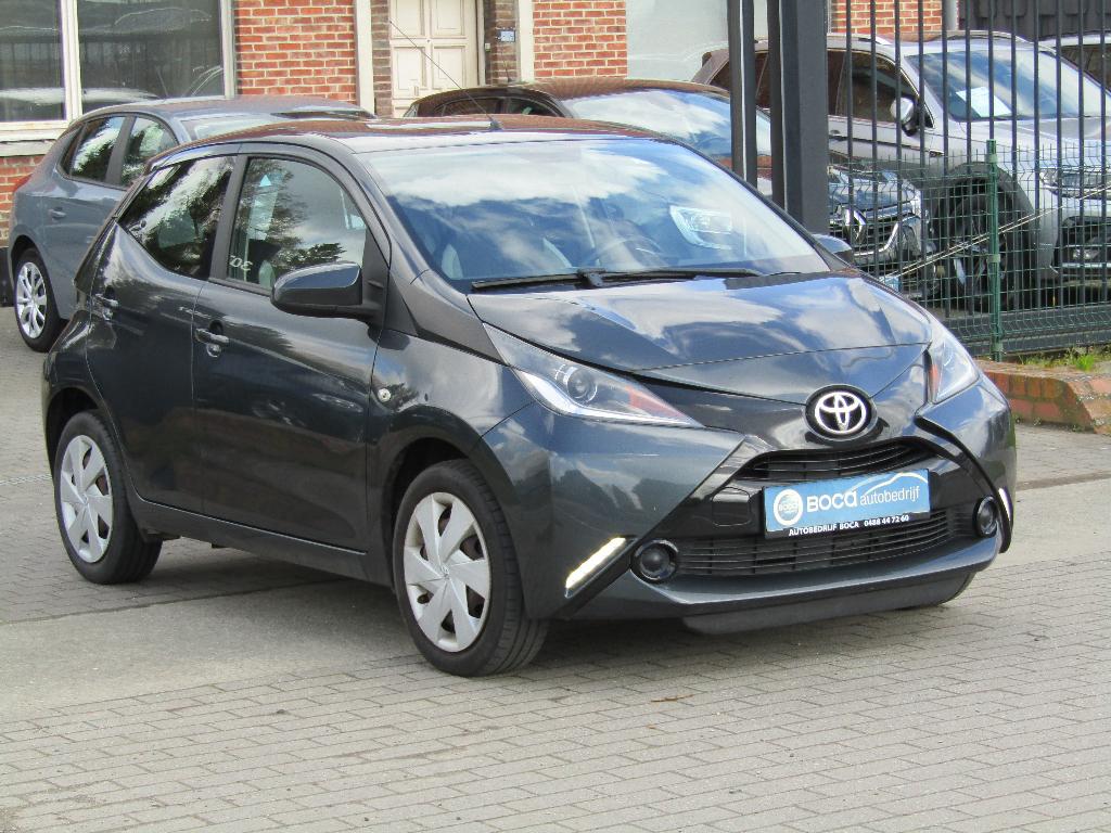 Toyota Aygo 1.0 Benzine, Autos, Toyota, Argent ou Gris, Achat, Euro 6, Entreprise
