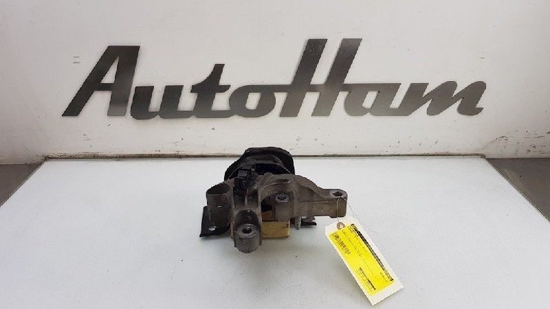 MONTAGE MOTEUR Renault Clio IV (5R) (01-2012/08-2021), Utilisé, Renault