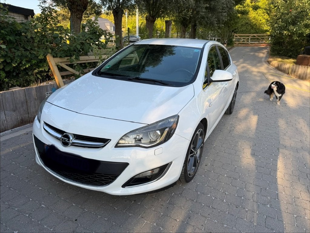 Opel Astra sport CDTI - Excellente occasion - 1er proprio, Auto's, Voorwielaandrijving, Euro 5, Stof, Zwart