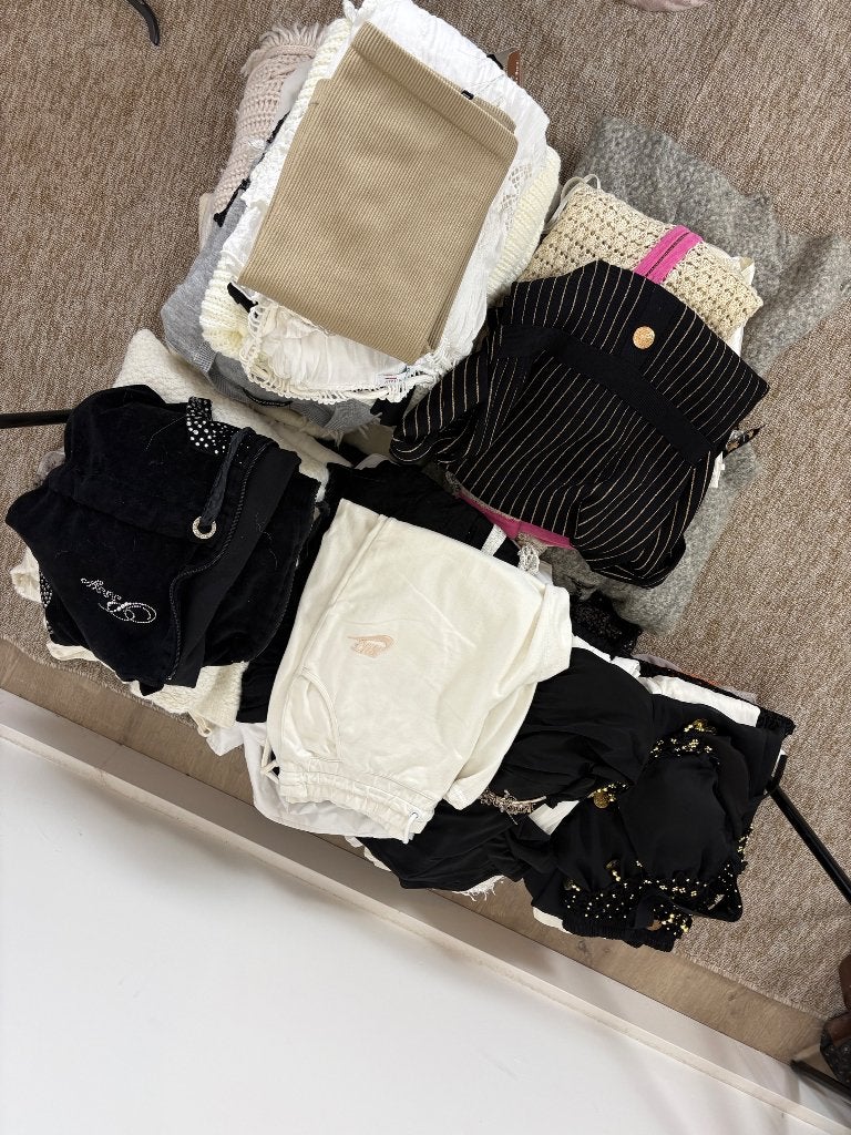 Lot de vêtement 52 pièces taille M femme, Enlèvement, Comme neuf, Taille 38/40 (M)