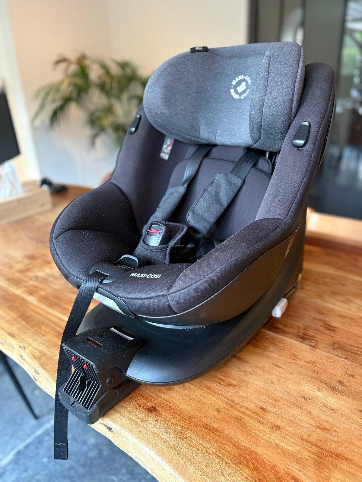 Maxi-Cosi Mica i-Size draaibaar autostoeltje met ISOFIX, Enlèvement, Comme neuf, Maxi-Cosi, Isofix