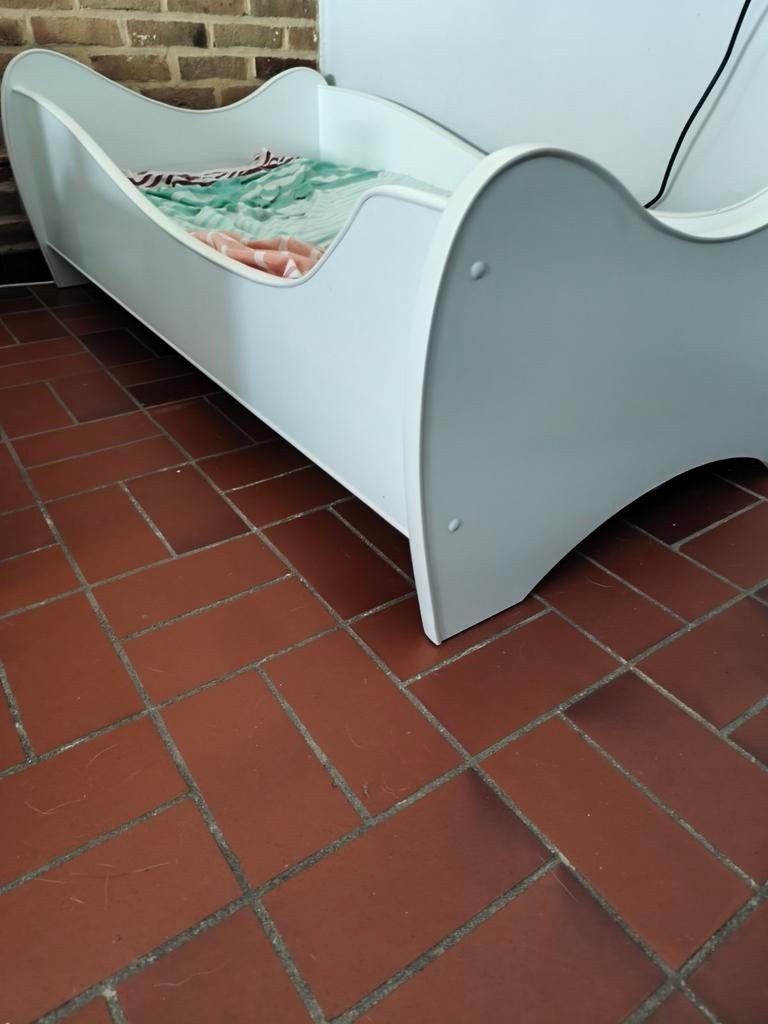 Kinderbed, Ophalen