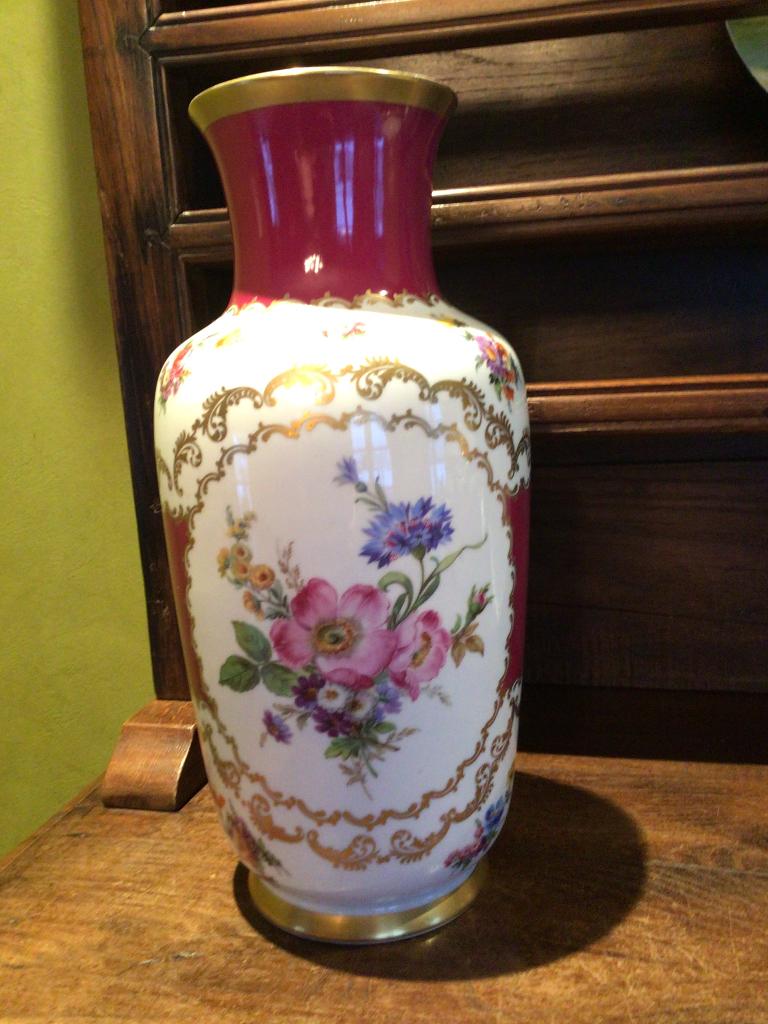 Vase gerold Porzellan, Enlèvement