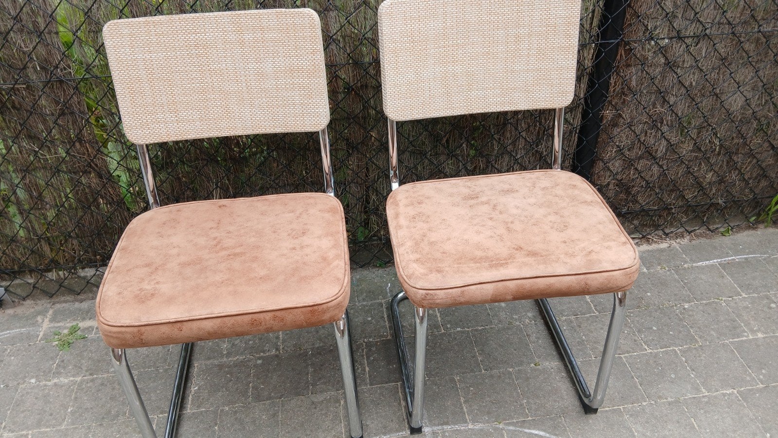 Buisstoelen bruin en riet 2 stuks, Huis en Inrichting, Stoelen, Ophalen, Gebruikt, Twee, Bruin