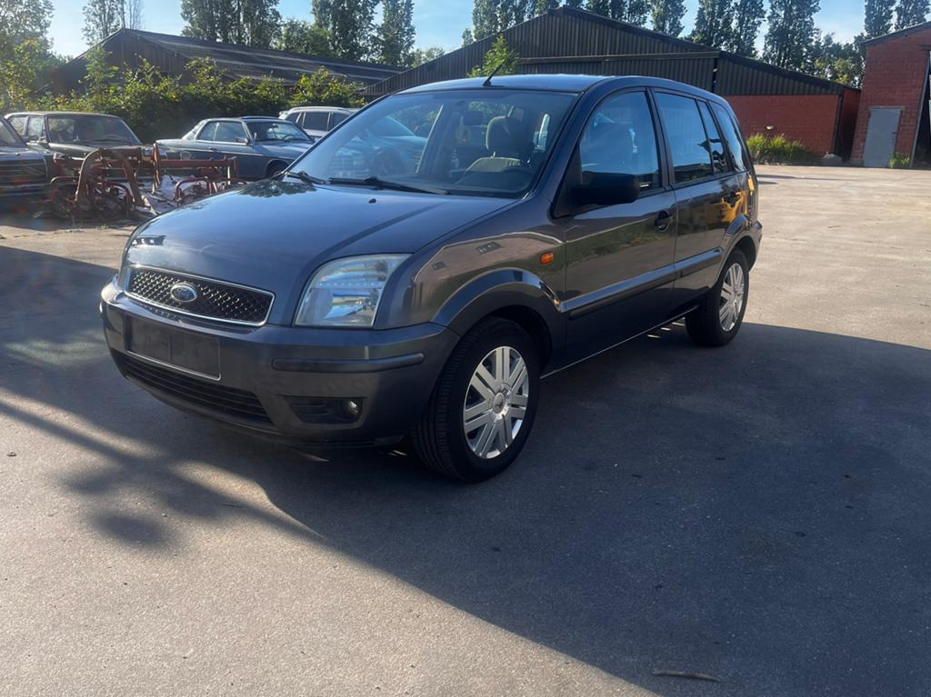 FORD FUSION 1.3BENZINEVAN2005 MET AIRCO ALCANTARA ALU VELGEN, Autos, Ford, Argent ou Gris, Achat, Boîte manuelle, Alcantara
