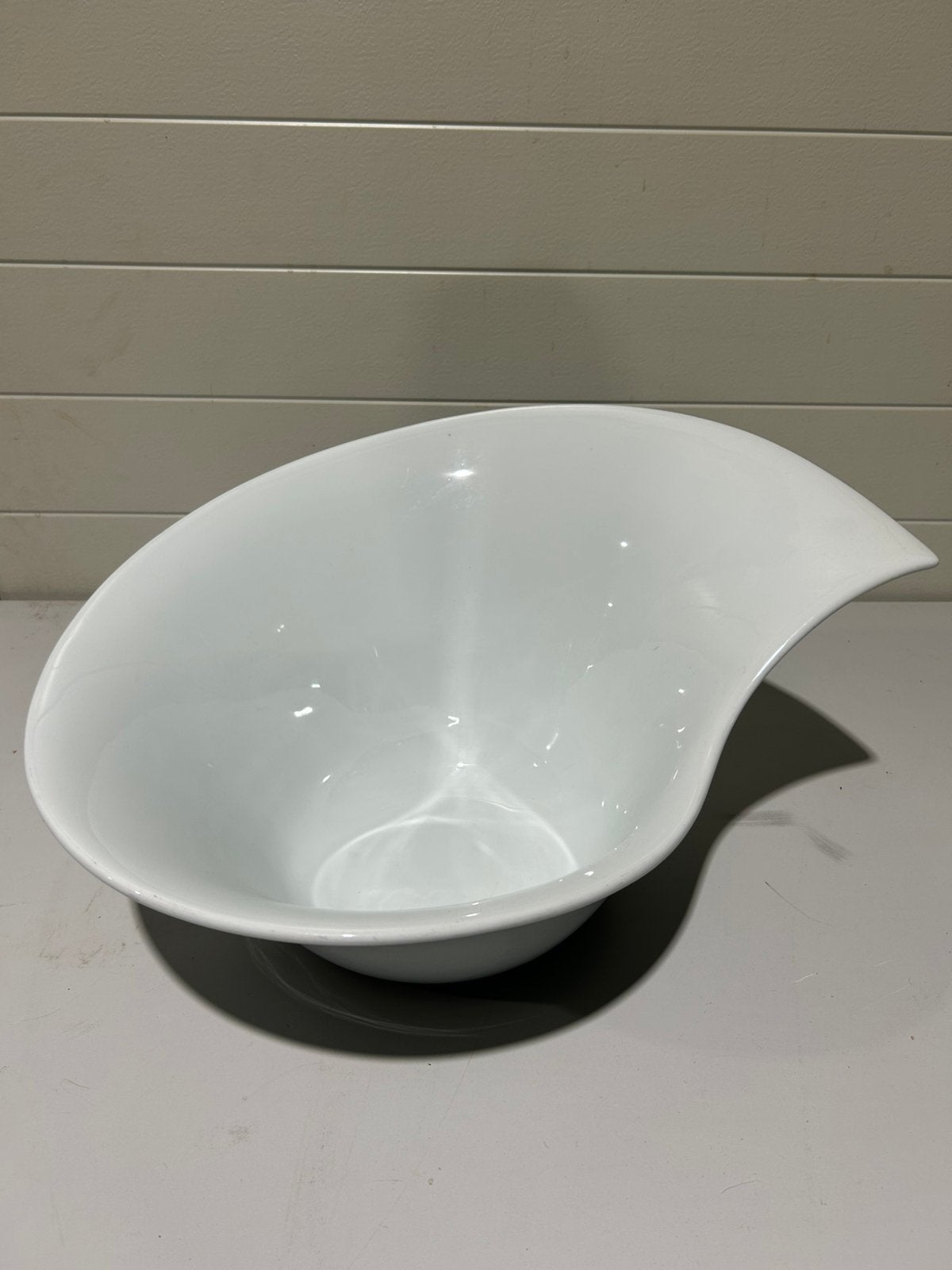 Grand saladier design blanc, Ophalen of Verzenden, Zo goed als nieuw