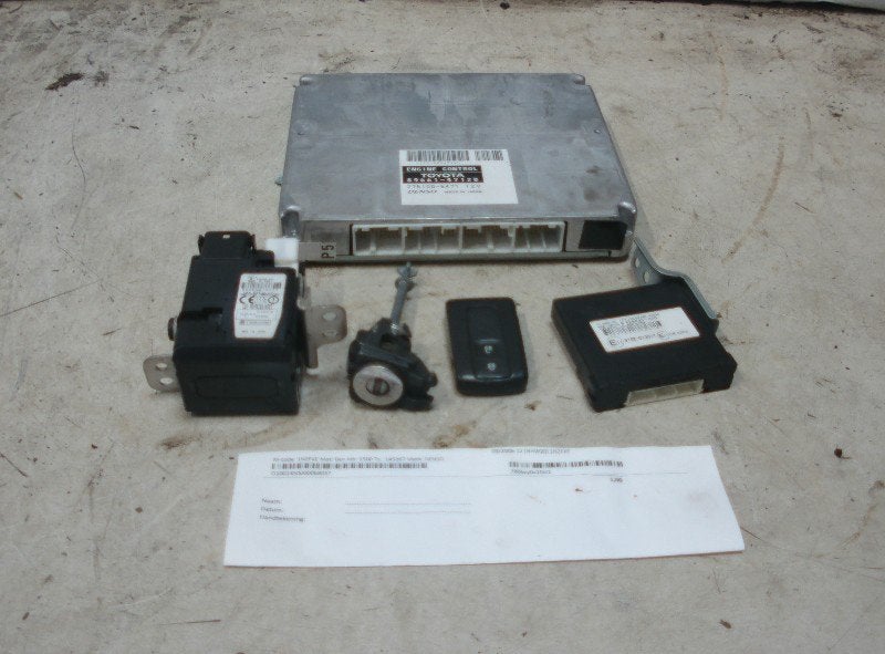 COMPUTER MOTOR Toyota Prius (NHW20) (89661-47120), Gebruikt, Kundenbetreuung@toyota.de, Toyota, Toyota-Allee 2
50858  Köln, DE