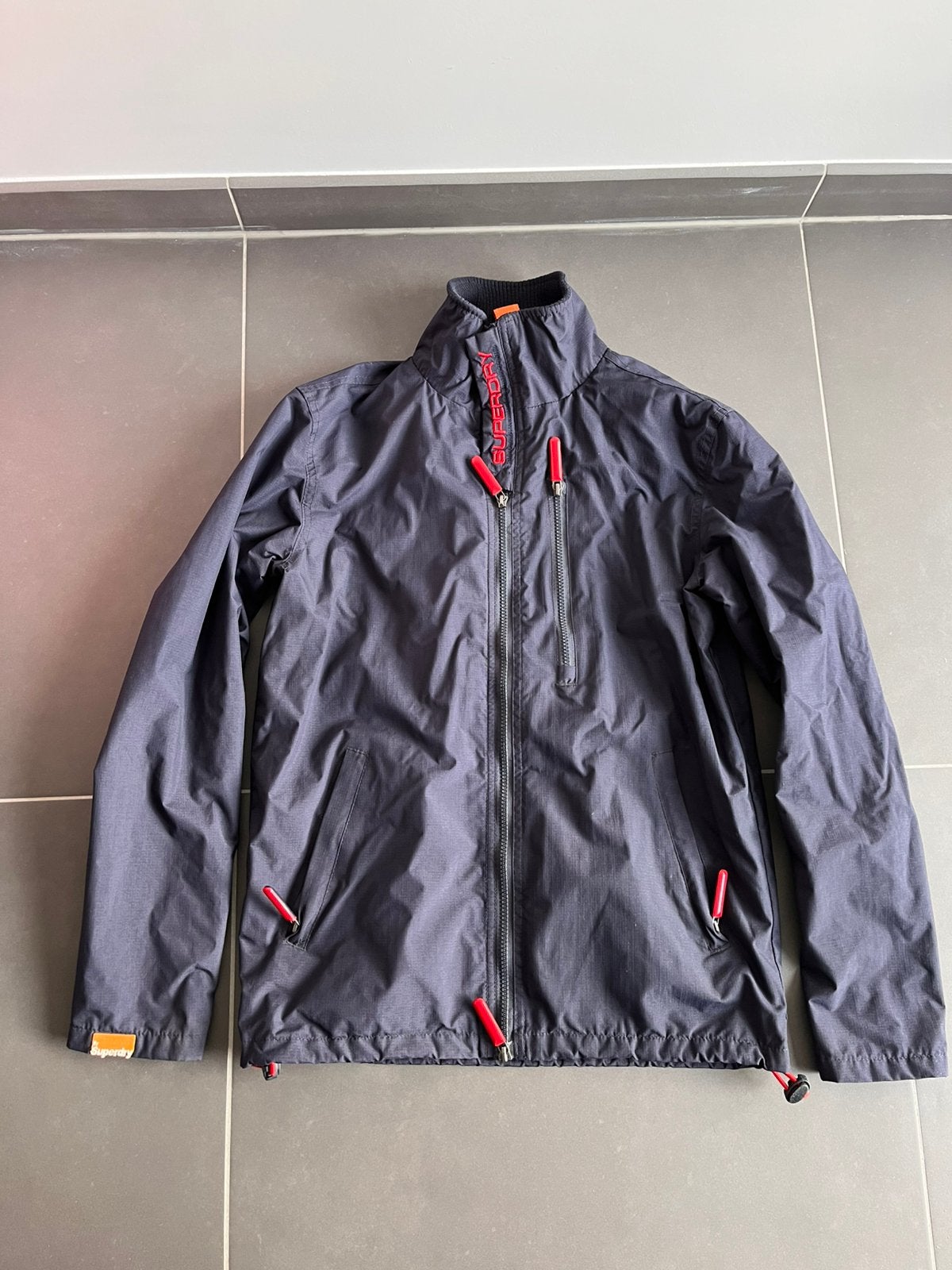 Regenjas superdry maat XS, Ophalen, Zo goed als nieuw