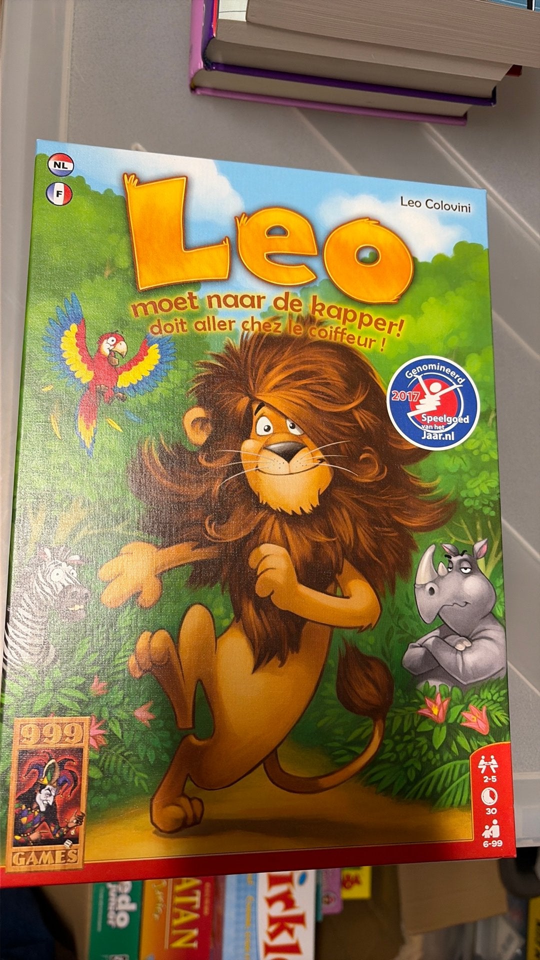 Spel 999 Games: Leo moet naar de kapper, Vijf spelers of meer, Ophalen of Verzenden, Zo goed als nieuw