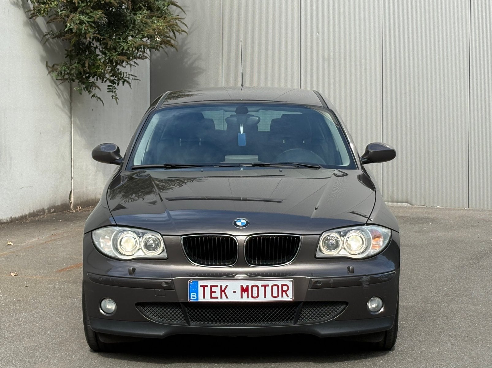 BMW 116I BENZINE, GEKEURD, NAVI, XENON, LEDER, FULL OPTION, Auto's, 1 Reeks, Leder, Handgeschakeld, 5 deurs