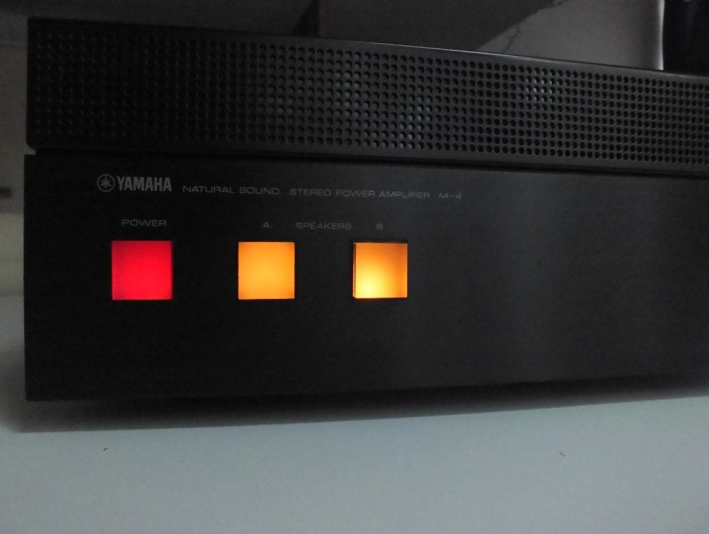 ampli de puissance YAMAHA M4, Enlèvement ou Envoi, Comme neuf, Stéréo, Yamaha