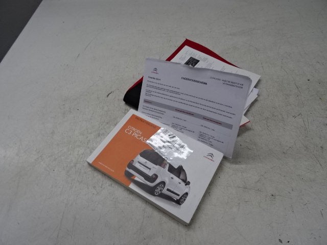 MANUEL UTILISATEUR NOTICE Citroën C3 Picasso (SH), Citroën, Mevr. I. Hauben, Utilisé, Rue de l'Espoir 34 34
4030  GRIVEGNÉE, BE