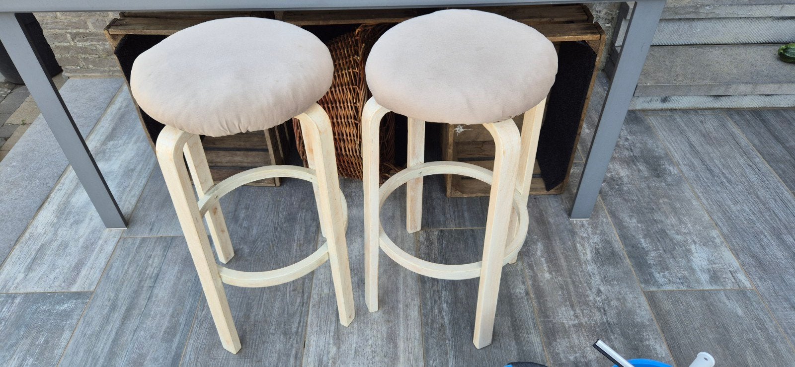 2 barkrukken met of zonder kussentjes, 2 tabourets, Enlèvement, Comme neuf, Bois