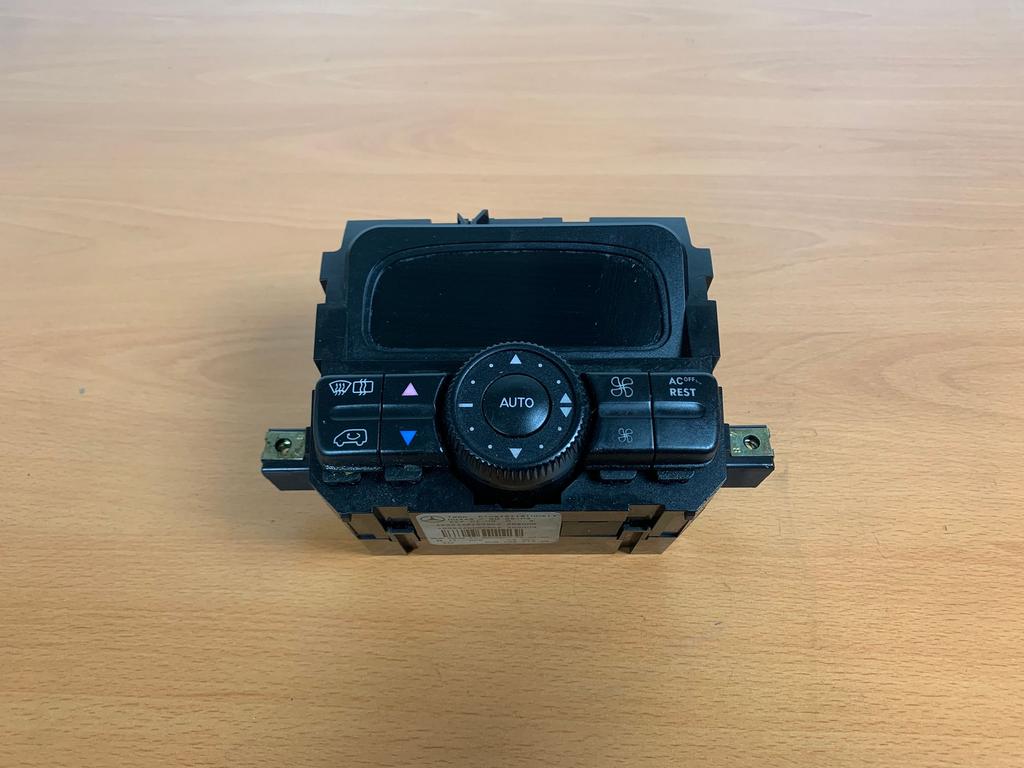 kachelpaneel mercedes vito / viano 639 digitaal A6394461528, Gebruikt, -, Ophalen of Verzenden, -