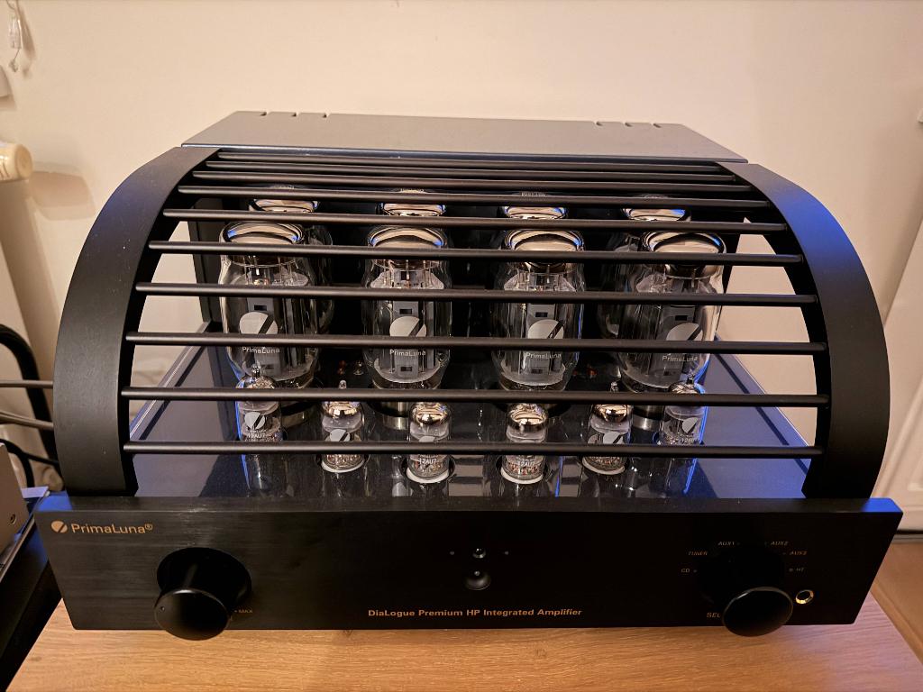 Amplificateur intégré PrimaLuna Dialogue Premium HP KT120, TV, Hi-fi & Vidéo, Amplificateur à lampes, Enlèvement, Amplificateur